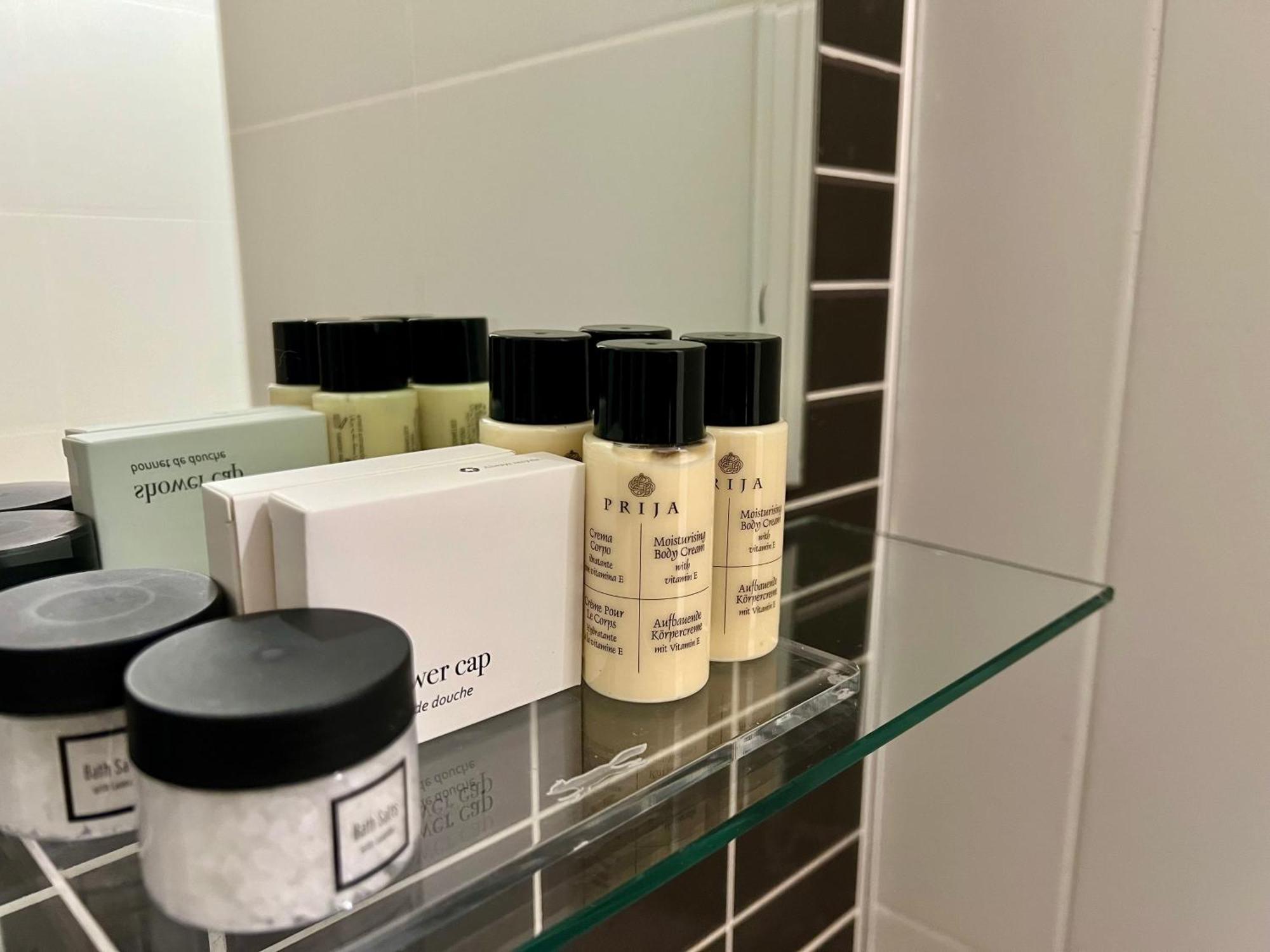 The Coach House Hotel 오란모어와 외부 사진