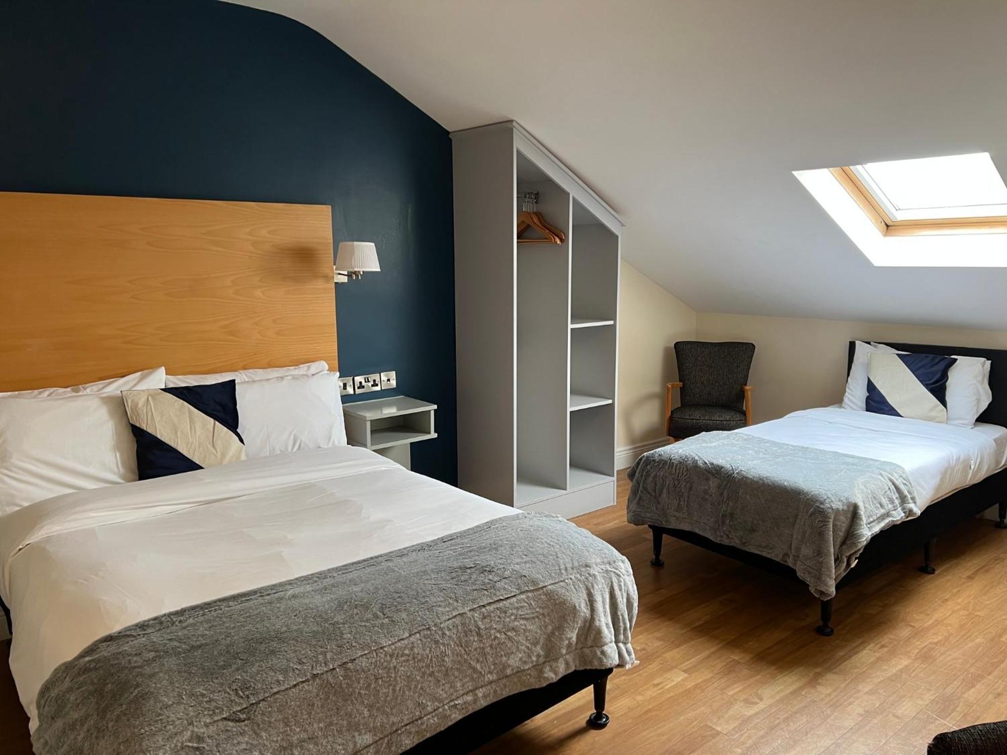 The Coach House Hotel 오란모어와 외부 사진