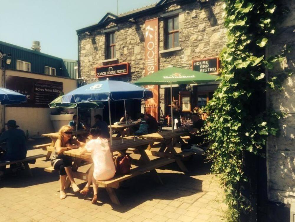 The Coach House Hotel 오란모어와 외부 사진