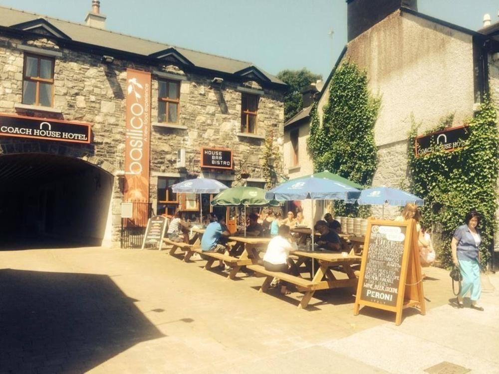 The Coach House Hotel 오란모어와 외부 사진