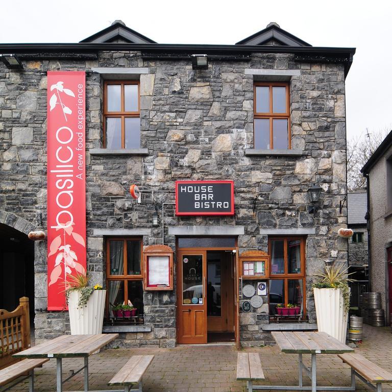 The Coach House Hotel 오란모어와 외부 사진