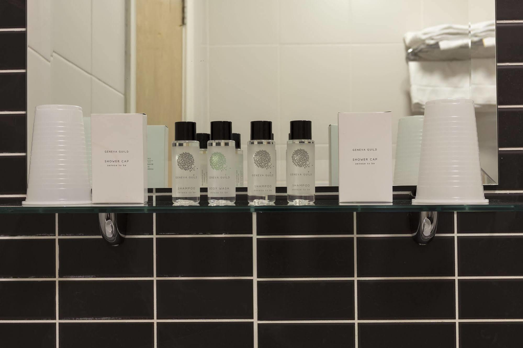 The Coach House Hotel 오란모어와 외부 사진